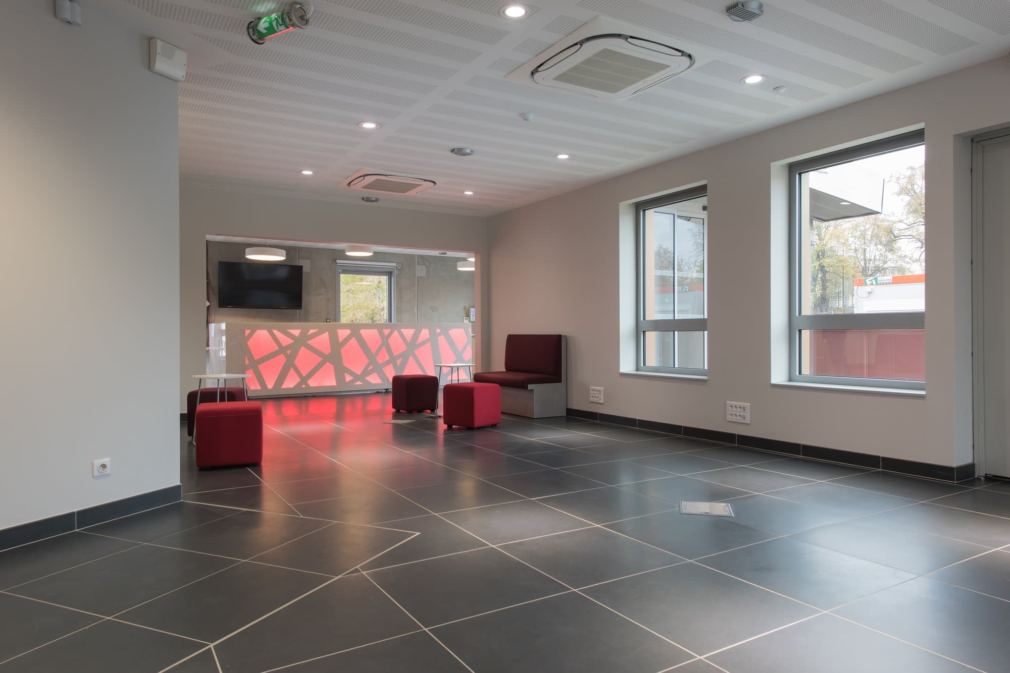 KNAUF DANOLINE/DELTA/DESIGN BOARD