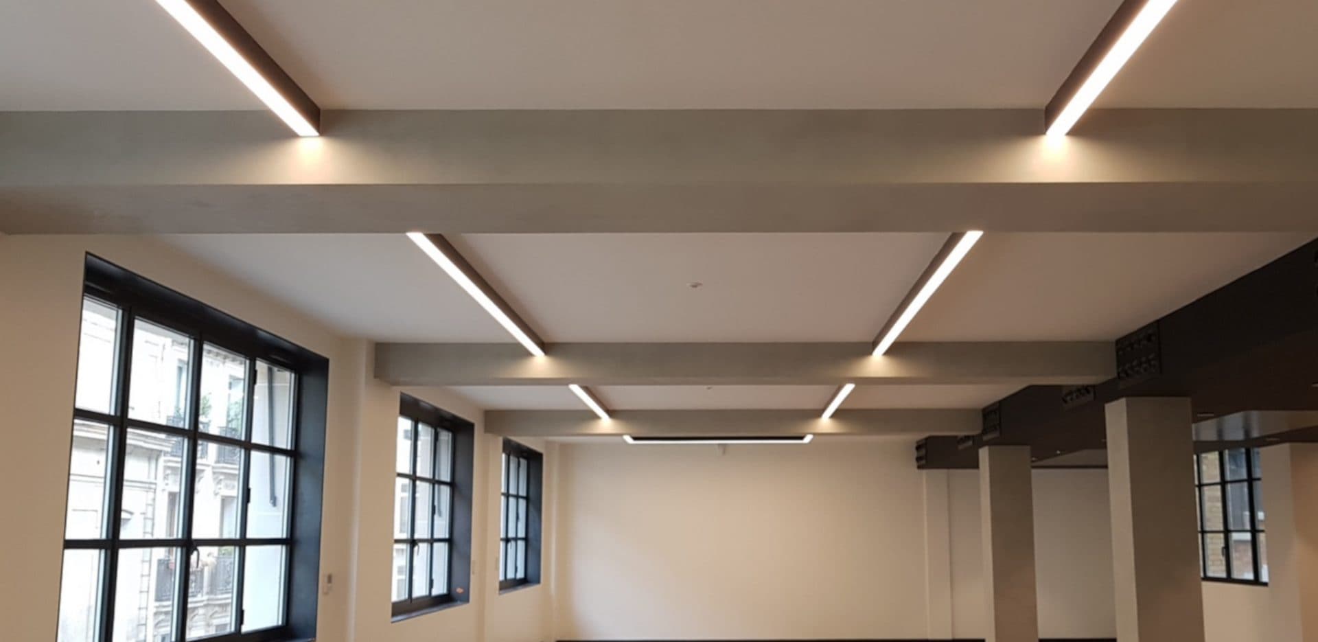 PLAFONNIERS SPACELINE